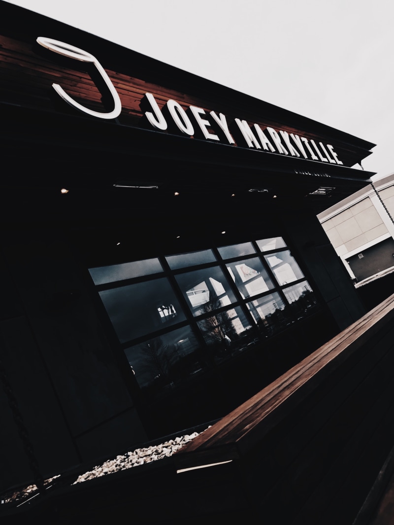 airplane, nature, minimalism, business, music, finance, no people, low angle view, transportation, black color, piano, old building, musical instrument