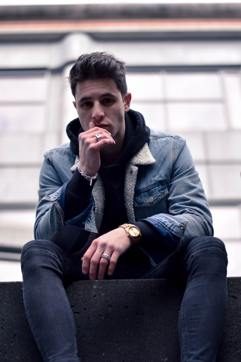 architecture, model, netherlands, lifestyles, deep, succes, jacket, depth, selfmade, city, focus on foreground, young adult, 5K, contact, fashion, clothes