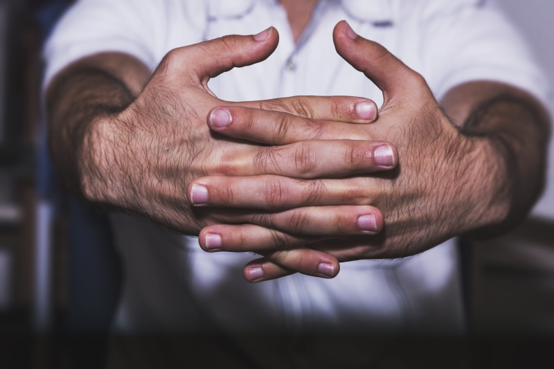 stress, close-up, front view, 5K, body part, knuckles, real people, men, holding, males, human hand, indoors, human finger, male, hand, hands, human body part