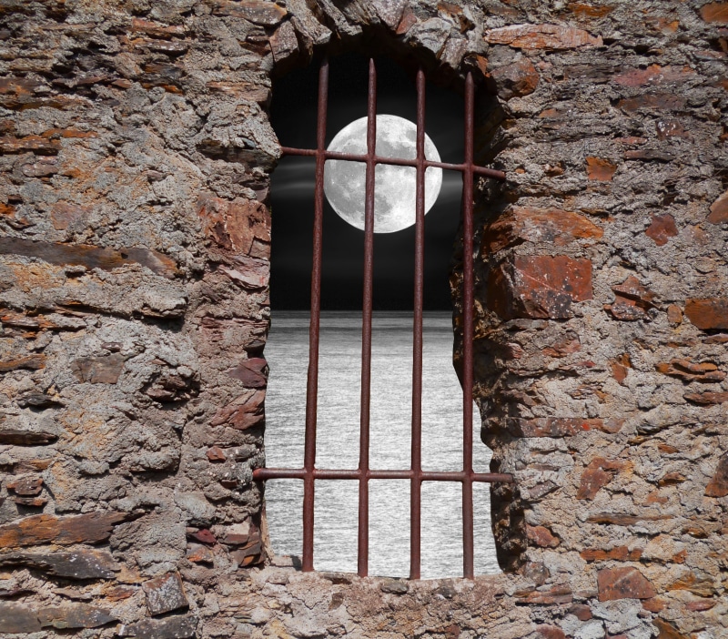 iron, 2K, walls, imprisoned, old, castle, cell, closed, low angle view, crime, wall - building feature, rusty, slave, full moon, captured, barred, security