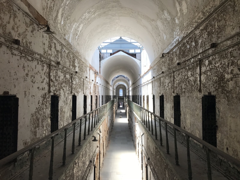 diminishing perspective, railing, rustic, despair, corridor, building, aisle, empty, indoors, alley, prison, architectural, ceiling, punishment, depression