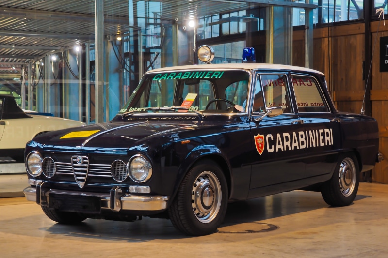 carabinieri, vehicle, dare, travel, architecture, land vehicle, exhibition, room, vintage car, italy, 4K, auto, alfa romeo giulia, alfa romero, city, old