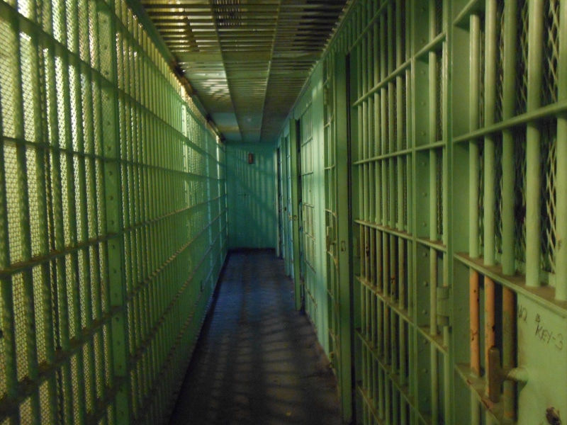 warehouse, green color, police, confined space, jail, cage, iron, sentence, crime, security, captive, 4K, guilty, prison bars, old, justice, social issues