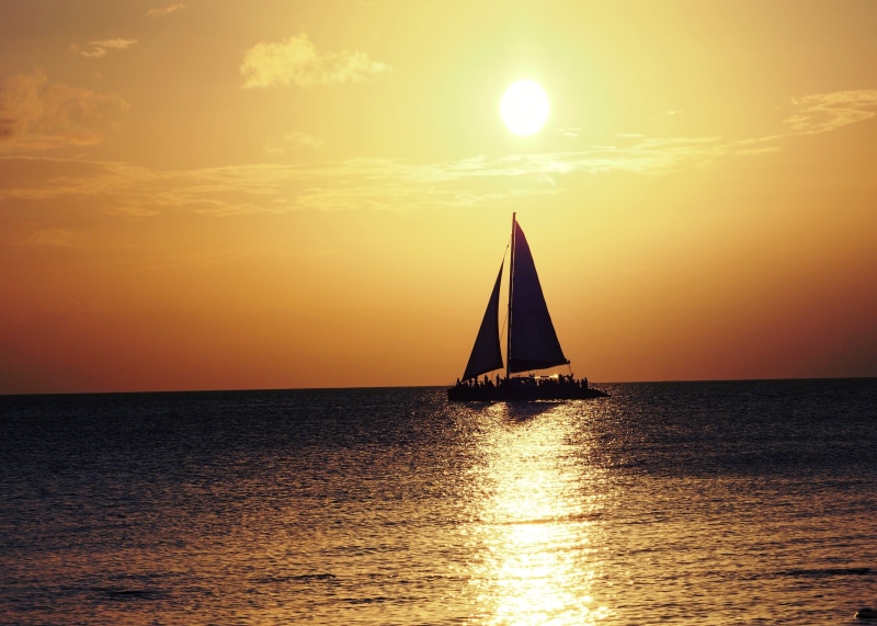 boat, beach, Sail Boat, sailing, islands, water, sunrise - Dawn, outdoors, summer, flickr, travel, yacht, sailboat, mobile, sky, Chameleon, 4K, dusk, sun