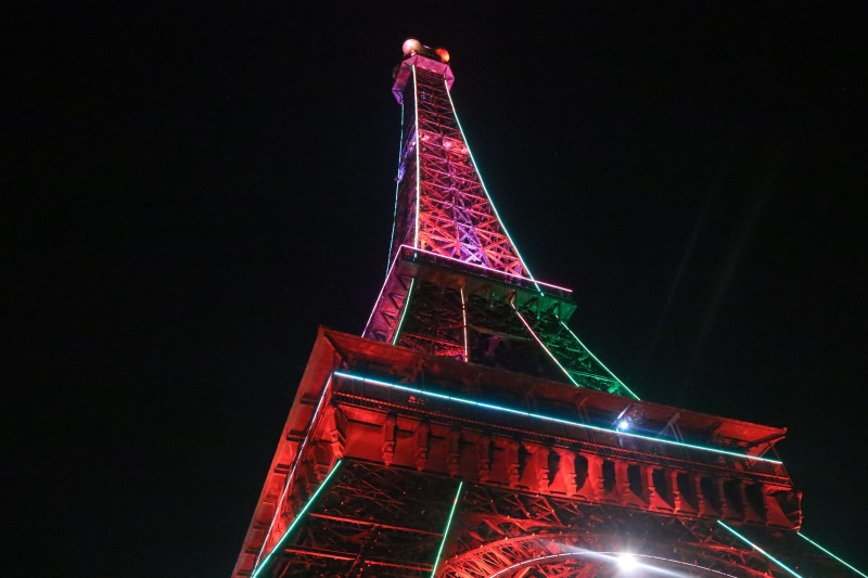 tower, illuminated, night, bahria town, tall - high, architecture, sky, lighting equipment, celebration, built structure, travel destinations, nature, lahore