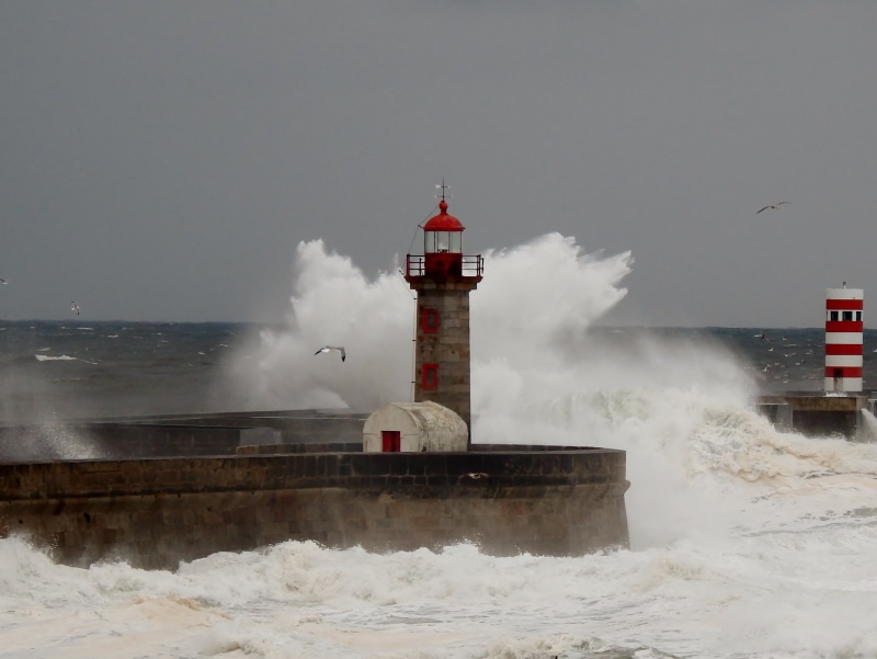 coastline, sea, tower, beacon, outdoors, portugal, water, safety, 2K, tsunami, atlantic Ocean, direction, pier, tide, horizon over water, no people, building exterior