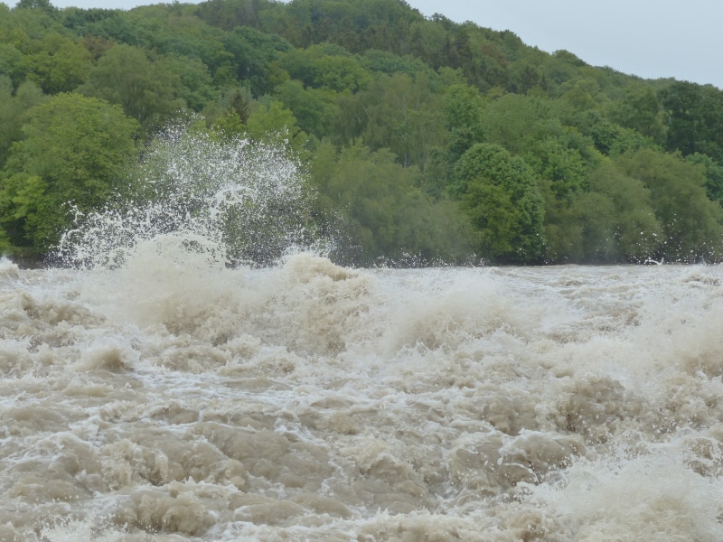flowing water, day, outdoors, force of nature, civil protection, flowing, beauty in nature, wave, aquatic sport, water, breaking, dangerous, wet, body