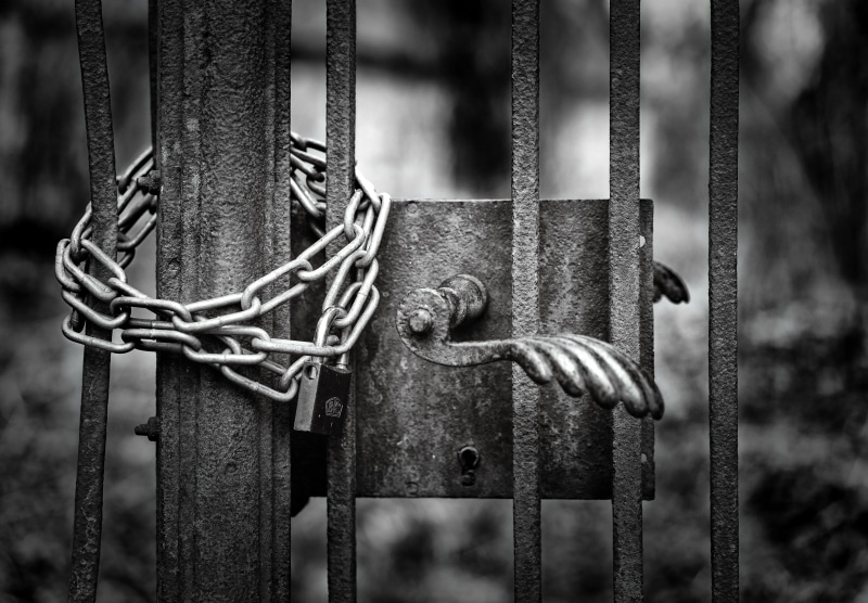 grayscale, metal, safety, photo, building, metal gate, weathered, iron - Metal, steel, strength, closed, castle, chain, punishment, old, law, leather, protection