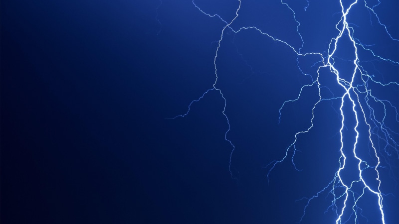 low angle view, 4K, blue, no people, lightning, water, meteorology, copy space, storm, thunderstorm, cloud - sky, sky, power, nature, power in nature