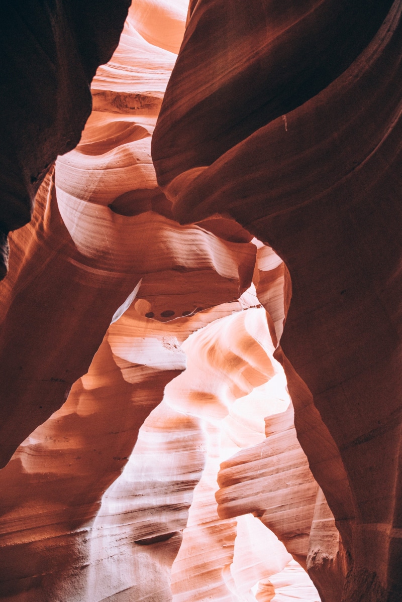view, navajo, mountain, shadow, climate, sandstone, north america, tourism, non-urban scene, brown, geology, formations, no people, sunbeam, eroded, travel