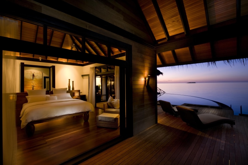 villa, lagoon, resort, evening, sunset, water, view, room, 4K, bungalow, island, hotel, luxury, architec, contemporary, tropical