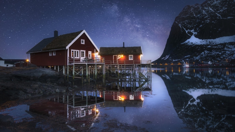 lighting, 4K, nature, europe, stars, night, starry sky, reflection, nordland, mountain, red hous, house, milky way, reine, evening, lofoten, water, darkness