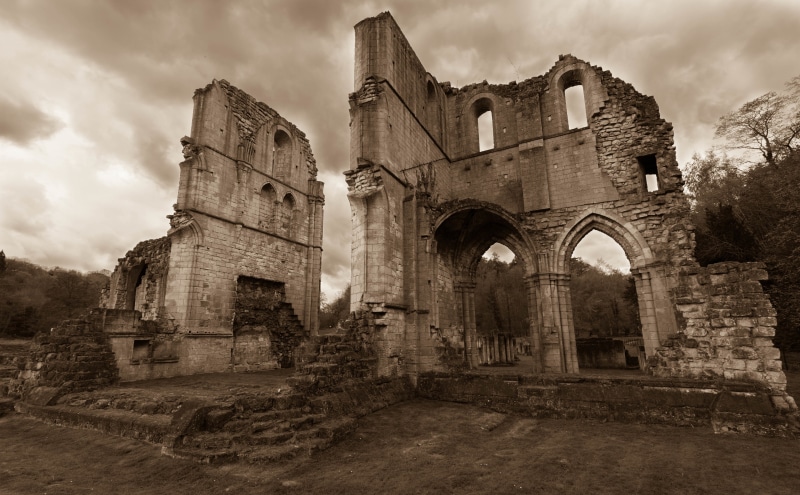 cloud - sky, old ruin, old, ancient, ruined, outdoors, Building, abandoned, damaged, place of worship, sky, abbey, religion, low angle view, ancient civilization
