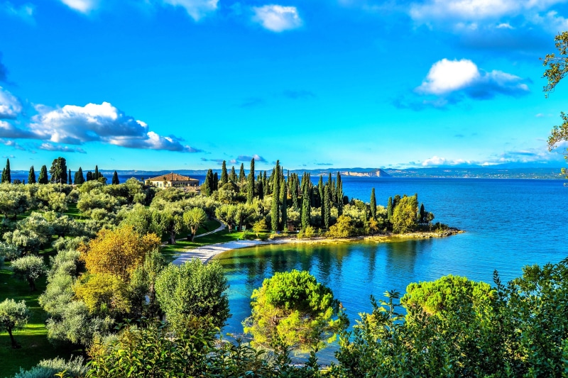 Italy, trees, house, the sky, road, Gardasee, clouds, the sun, lake, 2K, shore