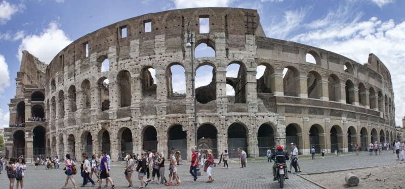 visit, near, women, stone, history, famous, tourist, people, attraction, culture, sky, real people, 5K, european, gladiator, europe, landmark, adult, built structure