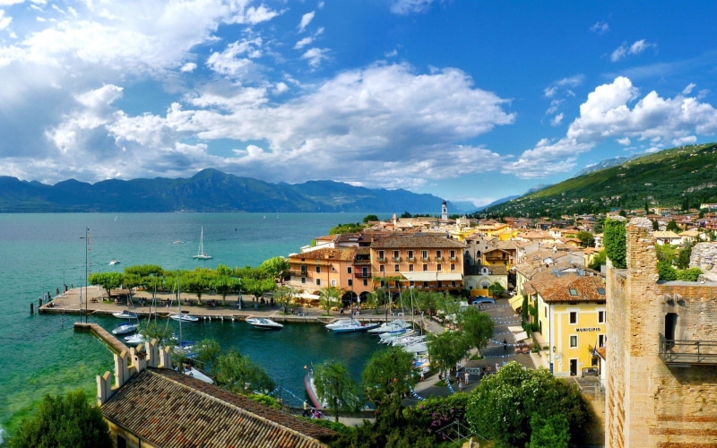 land, sea, sky, cityscape, day, residential district, cloud - sky, travel, outdoors, scenics - nature, nature, no people, Italy, mountain, 1080P, travel destinations