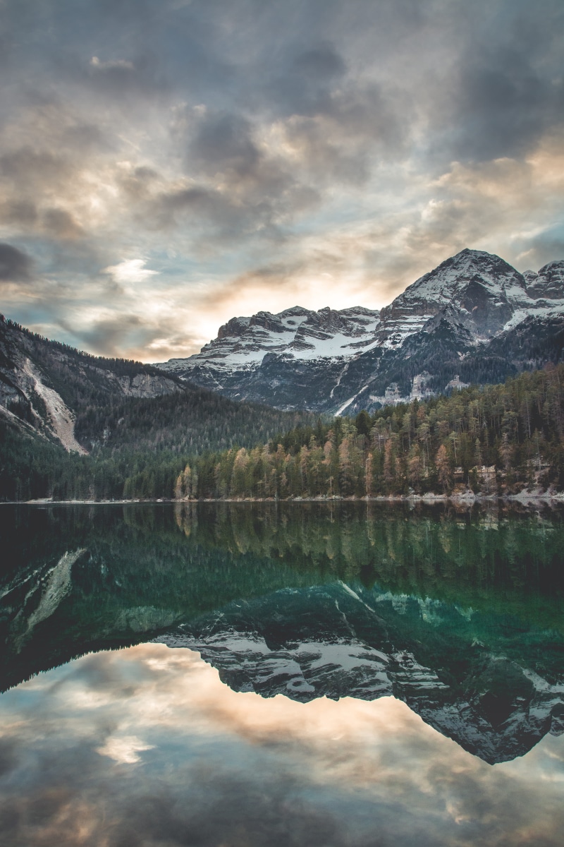 scenery, summer, 5K, reflection lake, mountain, winter, forest, alberta, lake, rocky Mountains, pine, water, rock - Object, snowcapped mountain, cloud - Sky