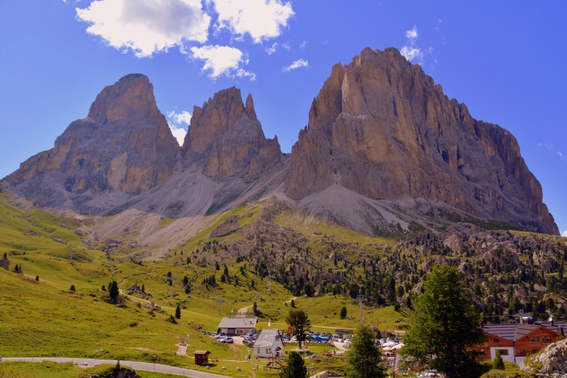 outdoors, travel destinations, landscape, clouds, land, no people, beauty in nature, tops, cloud - sky, mountain peak, rock, mountain range, formation