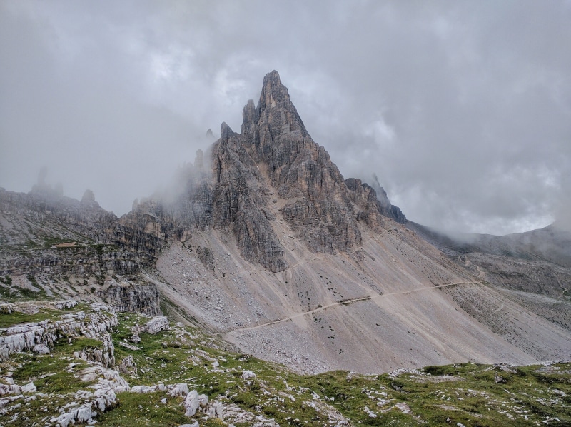 locatelli rifugio, alps, environment, sexten / sesto, hill, italian alps, mountainside, italy, rifugio locatelli, mountain, scenery, cloud - sky, peak