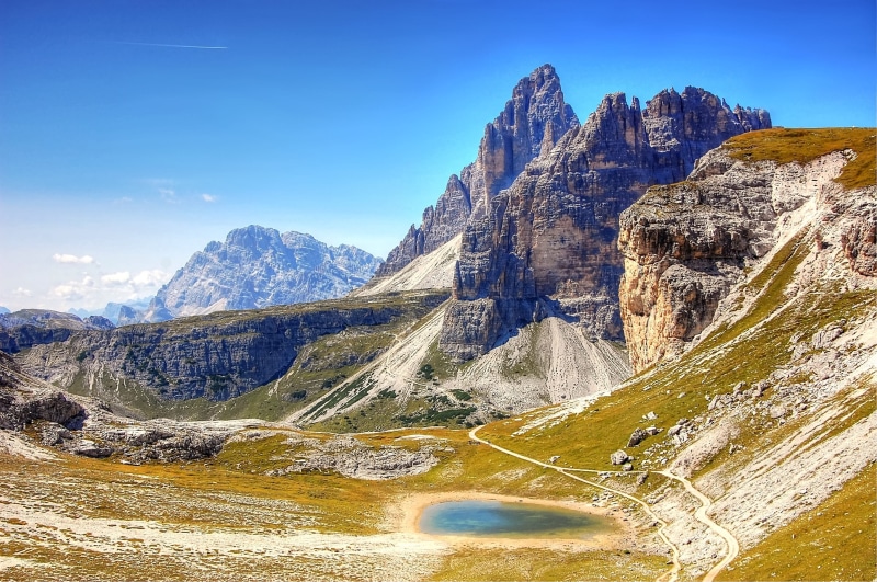 outdoors, small gargoyle, sky, western zinne, bank, non-urban scene, slope, brown, vision, mountain range, trail, rubble field, idyllic, wide, mountaineering