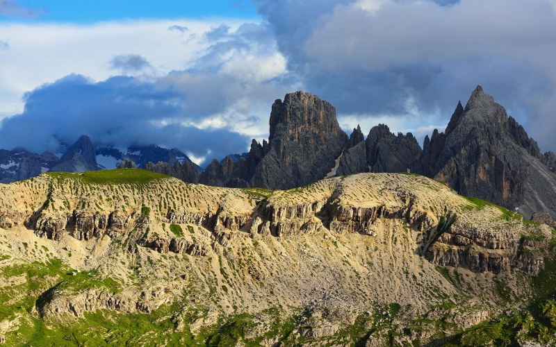  tranquil scene, eroded, rock - object, italy, no people, nature, sea, outdoors, alps, beauty in nature, 4K, plant, dolomites, cloud - sky, hd