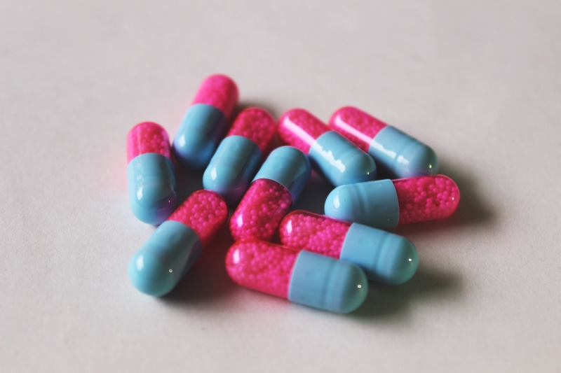 drugs, choice, prescription medicine, vitamin, geometric shape, doctor, shape, studio shot, multi colored, medical, variation, medicine, drug, various