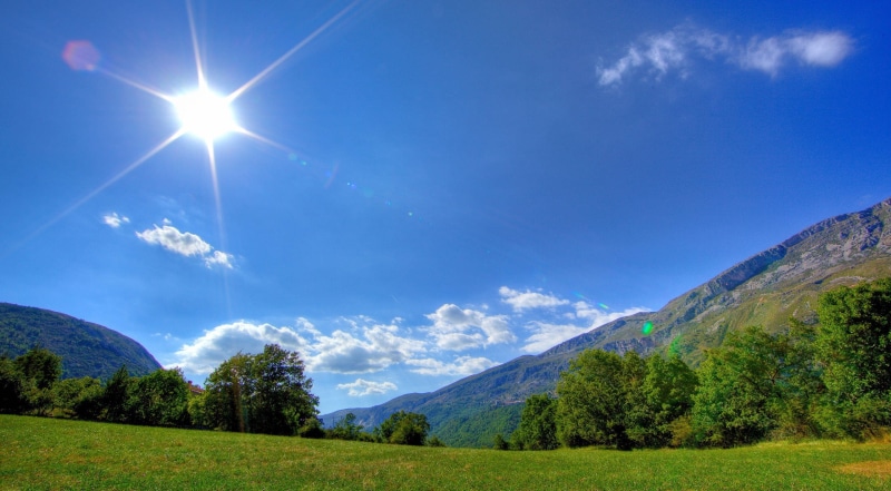 bright, Landscape, tranquility, idyllic, sky, sol, cloud - sky, 2K, mountain peak, scenics - nature, Nature, land, por, tranquil scene, grass, mountain range
