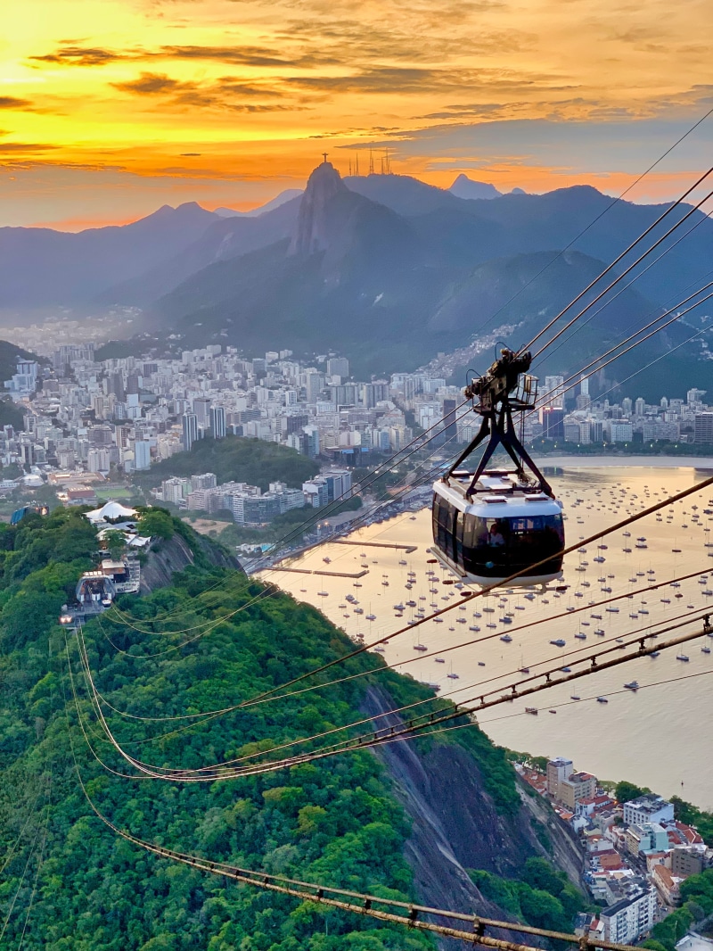 bondinho do pão de açúcar, top, bay, scenics - nature, 4K, no people, mode of transportation, buildings, sea, cristo redentor, traversing, overlooking