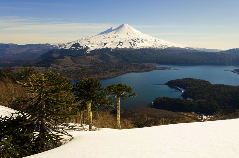 volcano, snow, photography, lake, outdoors, scenery, 720P, environment, non-urban scene, landscape, beauty in nature, no people, cold temperature, tranquility