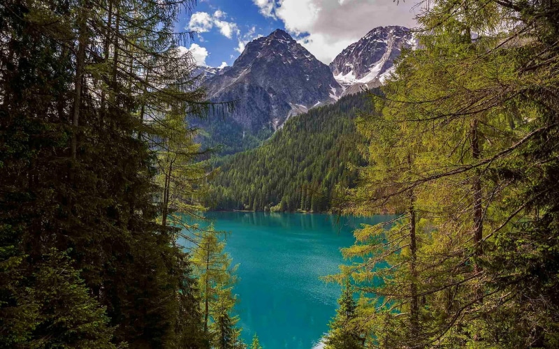 near, land, sky, scenics - nature, mountain range, turquoise colored, nature, 1080P, outdoors, Italy, green, coniferous tree, mountains, turquoise, beauty in nature