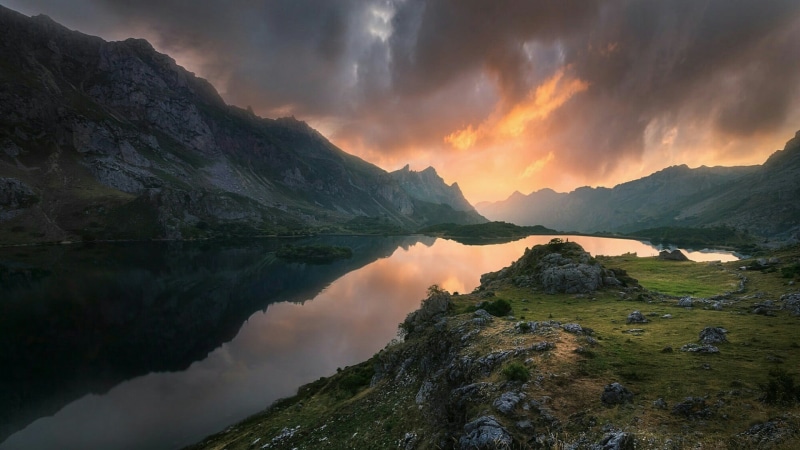 mountain, dawn, mountain range, mount scenery, cloud - sky, atmosphere, valle de lago, lake, highland, reflection, landscape, no people, 1080P, tranquility