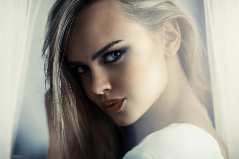 face, lips, fashion, hair, make-up, 1080P, hairstyle, beauty, one person, human body part, body part, beautiful people, glamour, young women, adult, human face