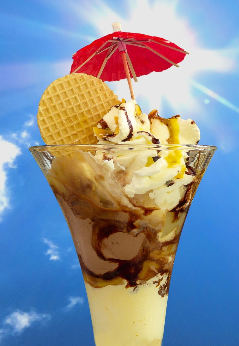 frozen sweet food, frozen, cup, ice, temptation, holidays, cloud - sky, indulgence, ice cream sundae, sky, food, sweating, glass, eat, cooling, unhealthy eating
