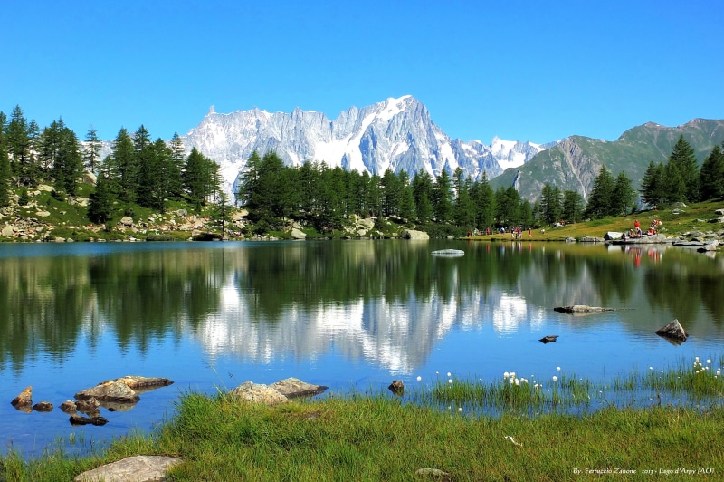 mountains, landscape, covered, 4K, summer, una, mountain, lake, ad, outdoors, snow, tree, giornata, forest, near, Monte  Bianco, sky, trees, pine trees