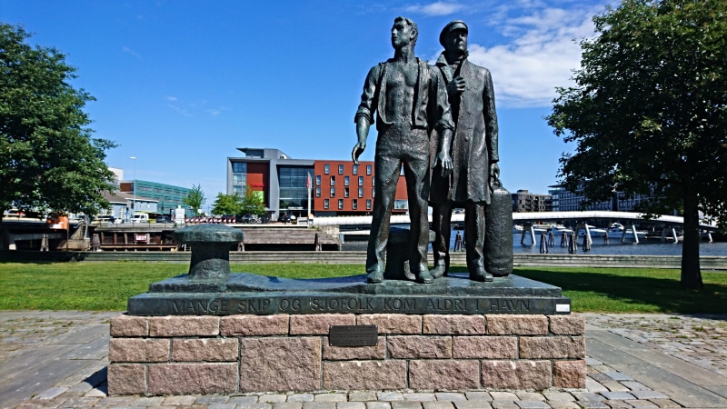 trondheim norway, norway, male likeness, the past, sculpture, tree, creativity, 4K, sky, building exterior, scandinaviatraveller, statue, staircase, monument