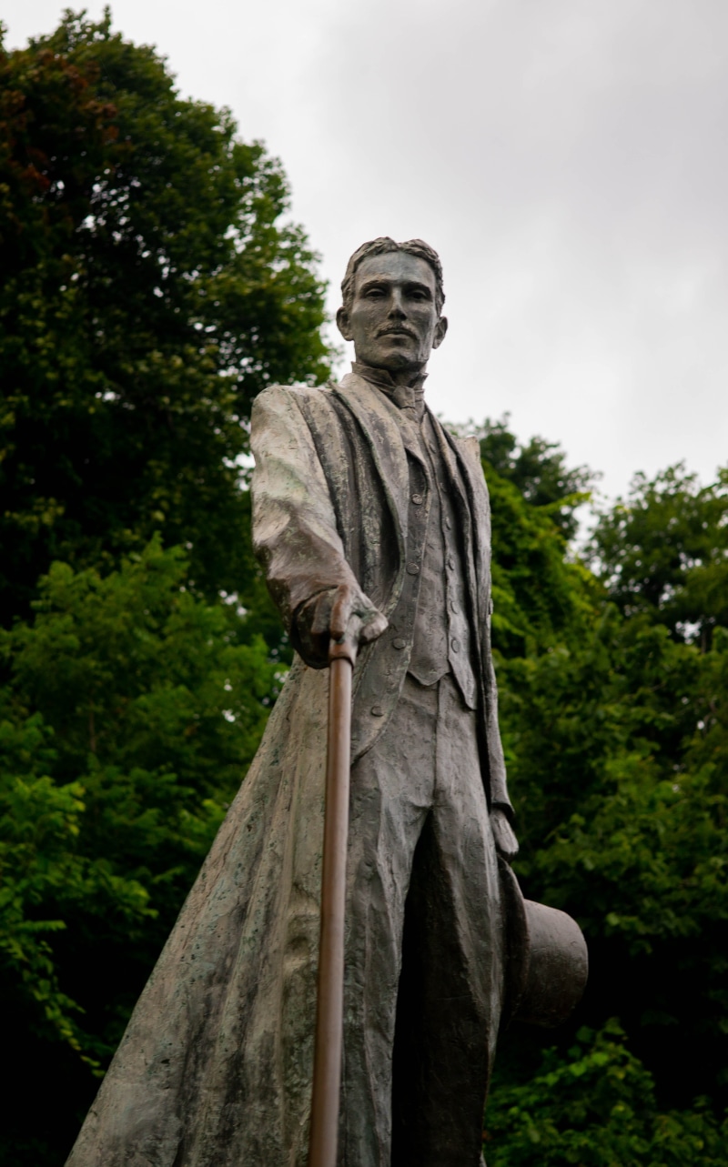 spirituality, plant, craft, human representation, nikola tesla, sculpture, female likeness, low angle view, statue, life, focus on foreground, power, no people