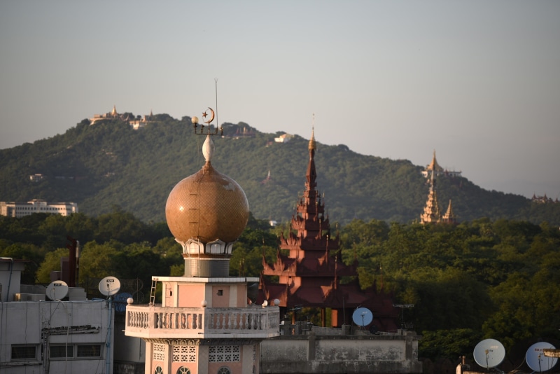 outdoors, buddha, 2K, no people, monastery, mountain, myanmar, dome, spire, buddhism, place of worship, history, architecture, building exterior, tourism