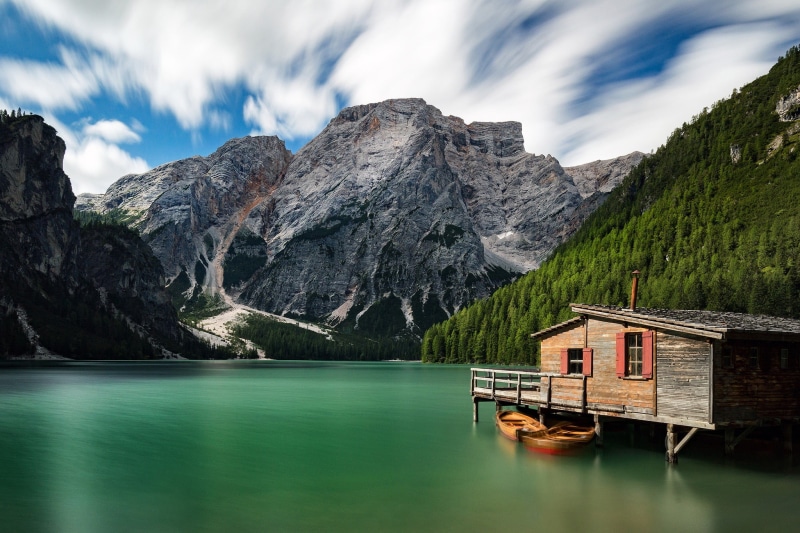 Pragser Wildsee, Wildsee, Lake Braies, lake, house, The Dolomites, mountains, Pragser, 1080P, Italy, Dolomites, South Tyrol, boats