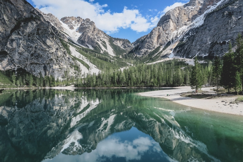 travel, 5K, formation, no people, tree, mountain range, green, reflection, dolomites, trees, mountain, italy, sky, outdoors, tranquility, traveling, mountains