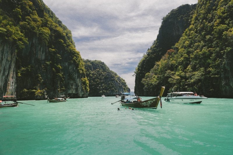 land, vietnman, clear water, day, travel, plant, green, mountain, turquoise colored, beauty in nature, 5K, tree, four, waterfront, ha, green color, paradise