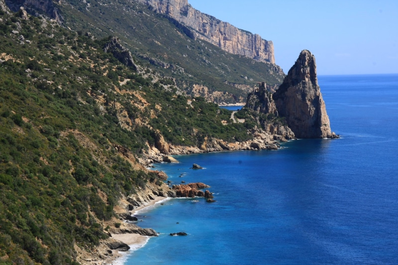 europe, mediterranean, rock formation, no people, 4K, formation, land, pedra longa, rock, architecture, rocky coastline, tranquility, beauty in nature