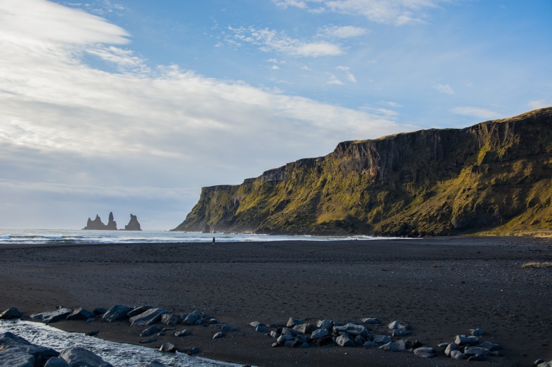 sea, clouds, nature, rocky coastline, beauty in nature, land, tranquil scene, cloud - sky, mountain, nikon d7100, water, rock formation, beach, waves, no people