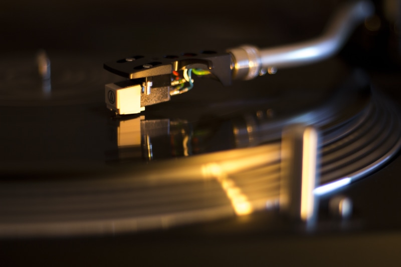 arts culture and entertainment, cable, records, retro styled, sound, spinning, turntable, track slot, vintage, 5K, nostalgia, selective focus, audio equipment