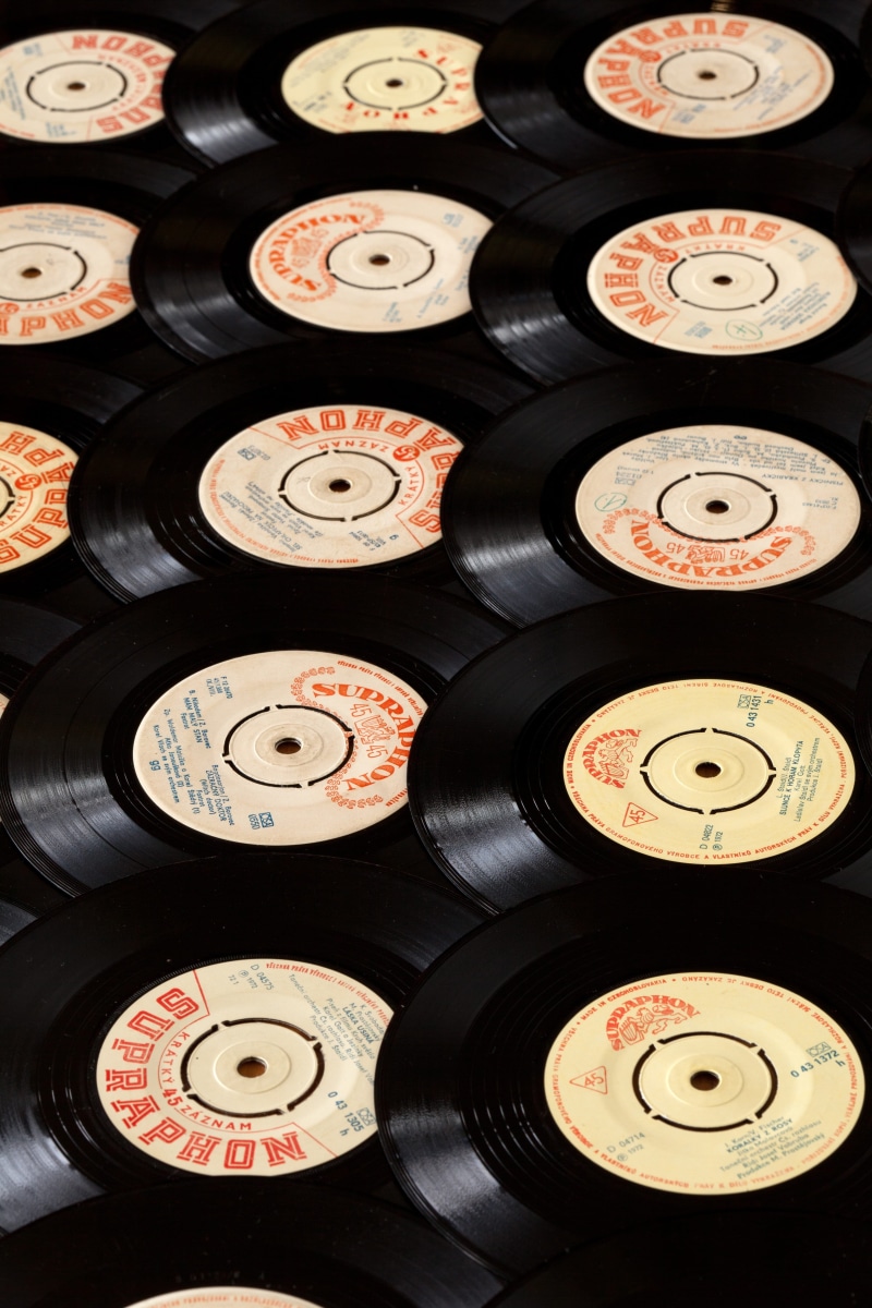 play, track, indoors, old, backgrounds, circle, sound, black color, close-up, gramophone, disc, record, vintage, audio, large group of objects, accuracy