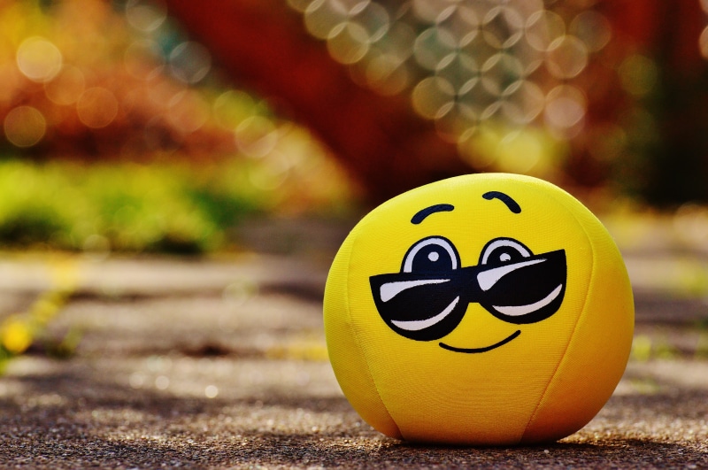 Cool, friendly, sweet, illuminated, Glasses, creativity, fun, fabric, Smiley, anthropomorphic smiley face, representation, ball, 5K, Yellow, close-up