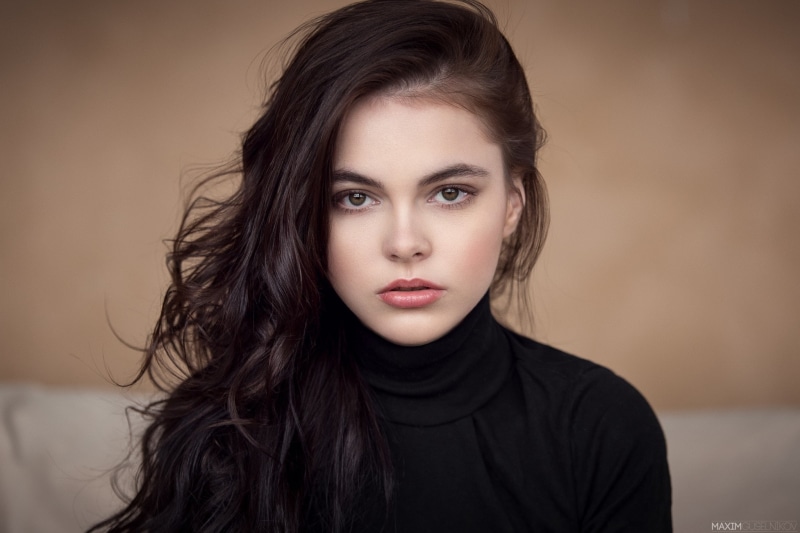 brunette, 1080P, Oktyabrina Maximova, long hair, face, Maxim Guselnikov, women, depth of field