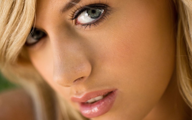 1080P, Emma Mae