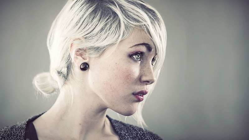 green eyes, face, white hair, woman, freckles, hair, women, platinum blonde, 1080P, model, Devon Jade, s, white, blonde