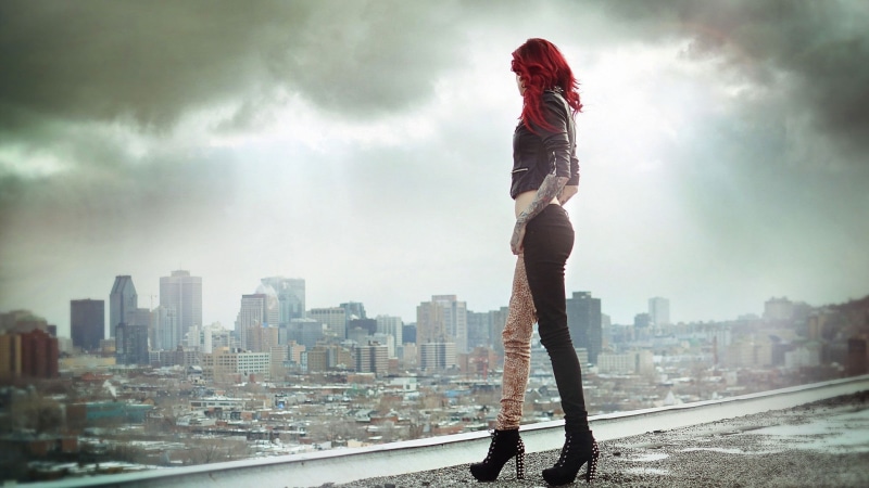 sky, cityscape, s, morning, females, sports Clothing, people, young women, lifestyles, leather, pants, success, legs, caucasian Ethnicity, asian Ethnicity