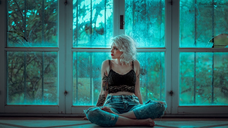 nature, beautiful woman, indoors, front view, hairstyle, platinum blonde, blond hair, hair, depression - sadness, women, contemplation, full length, 1080P